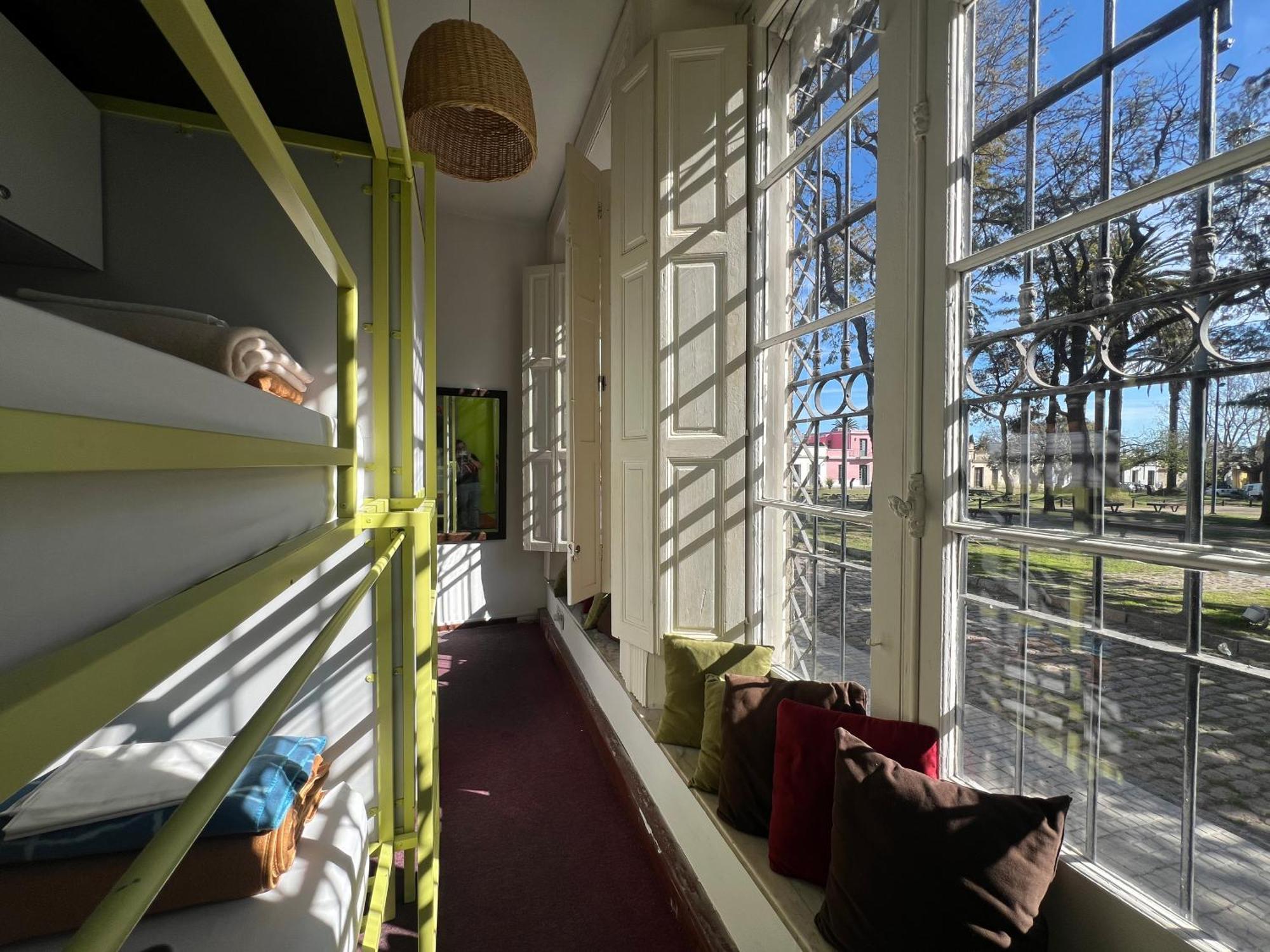 Viajero Colonia Hostel