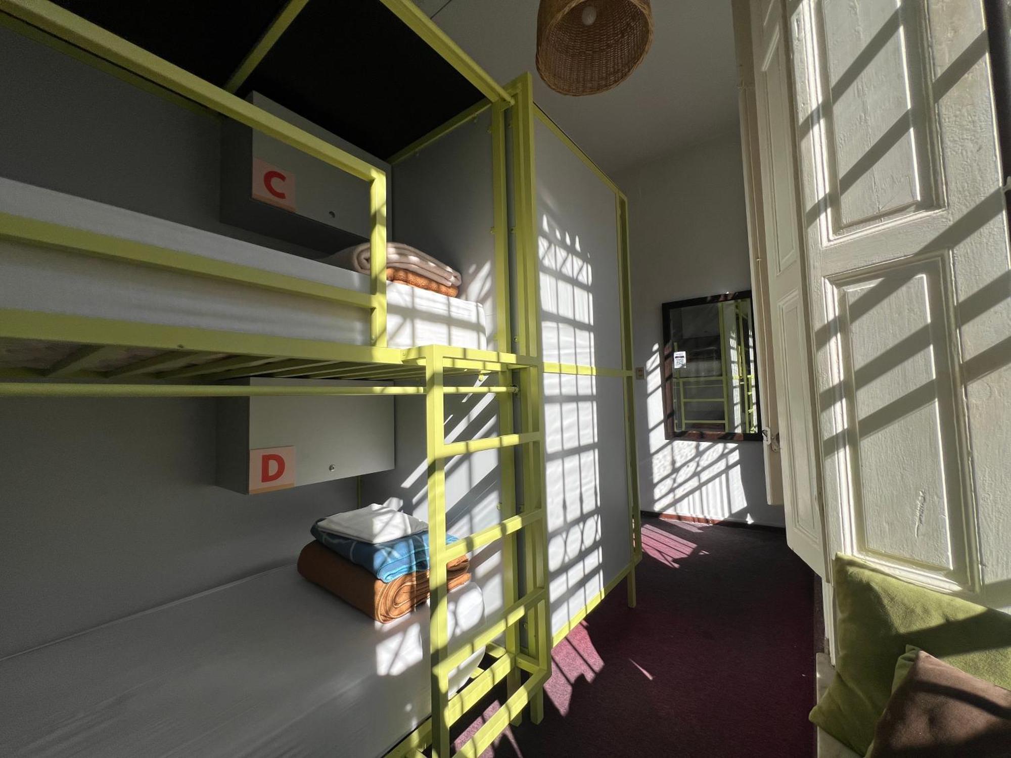 Hostel Viajero Colonia *