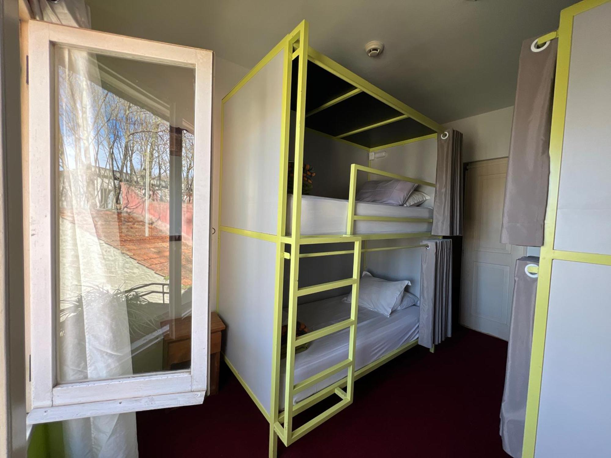 Viajero Colonia Hostel